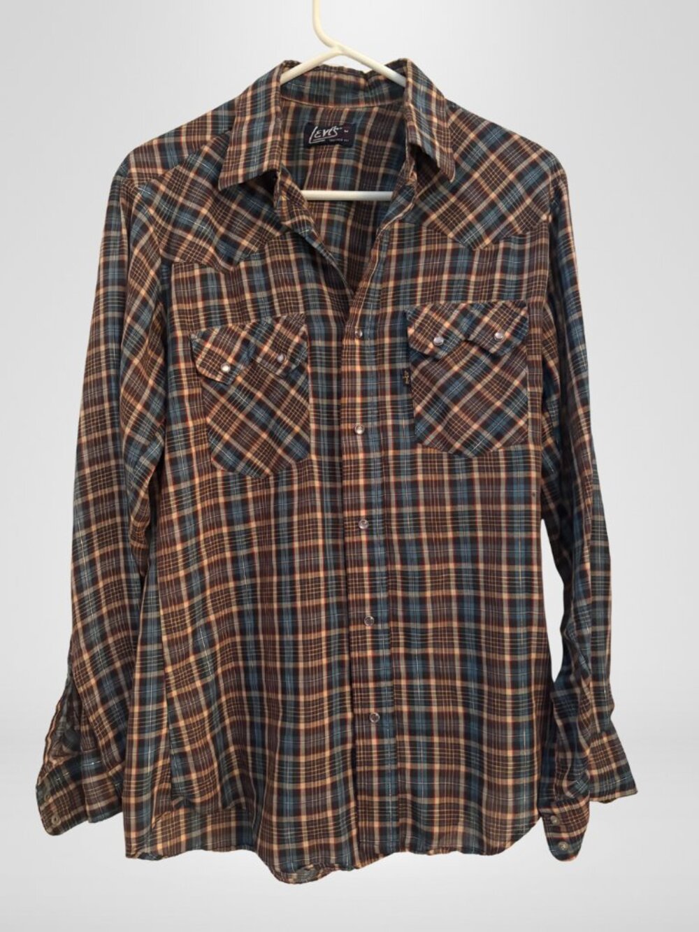 VINTAGE LEVIS | Long-Sleeve Plaid Cowboy Western Shirt | Pearl Snaps | Mens M